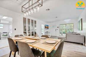 Casa Linda Gated 3 bed 2 bath by the River 1810